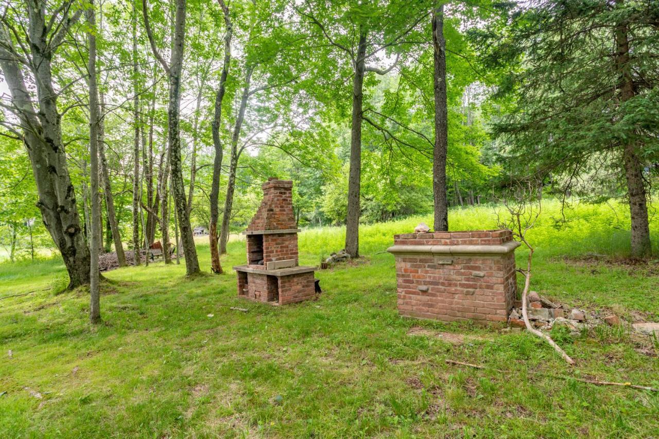 Vila Bluebird Manor On The Water, 2 Acres & Amenities Liberty Exteriér fotografie